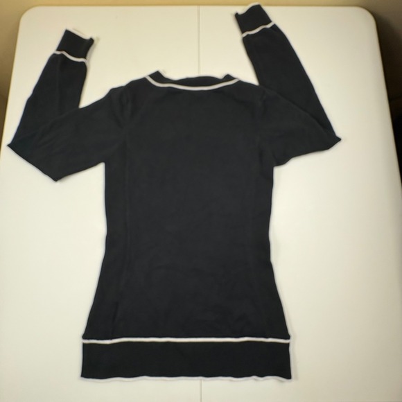 Nike Black V Neck Sweater Long Sleeve Athletic Trim Women Size PS - Picture 9 of 11